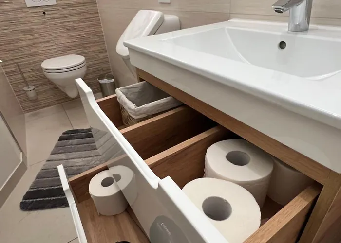 Kempkens -hochwertig & Modern Lägenhet